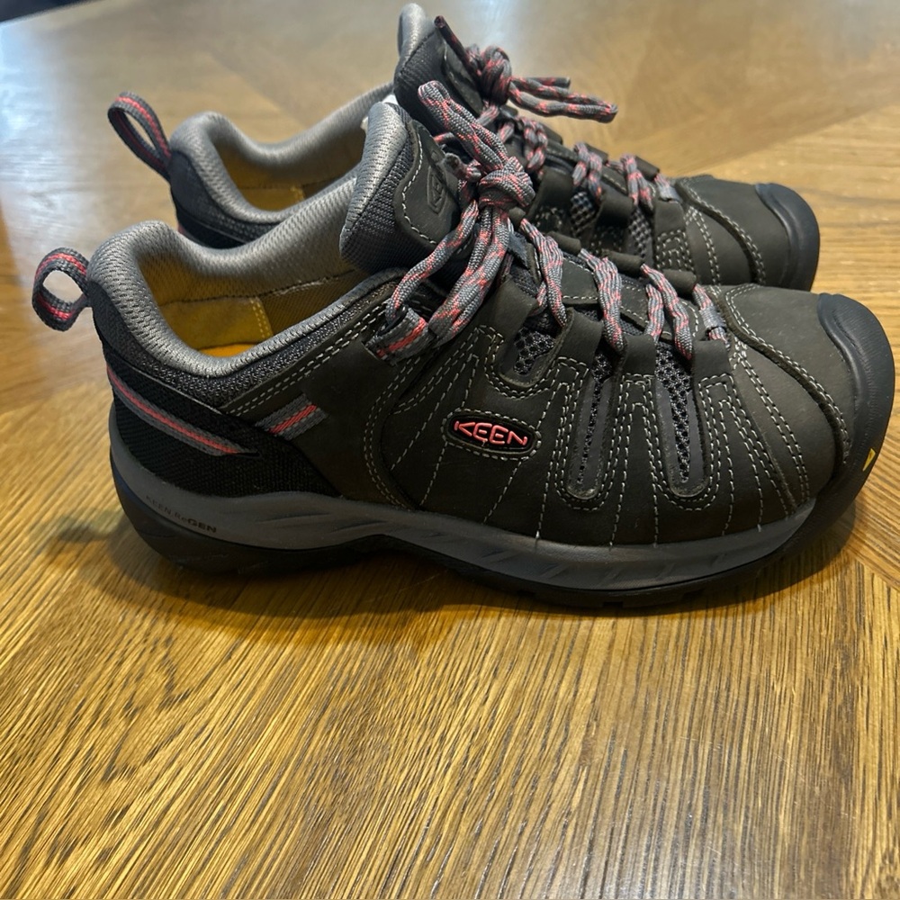 Keen Shoe Women Size 6.5 Wide Flint II Steel Toe Work Magnet Rose Slip Resistant